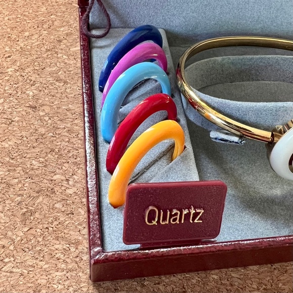 Gruen Precision Interchangeable Bezel Bangle Watch • Quartz • 12 Colors • Boxed - Picture 6 of 11